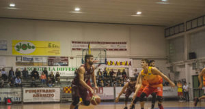 Terza sconfitta consecutiva per i granata, che al PalaCastrum di Giulianova cedono il passo per 83-71