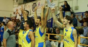 Serie B: Pozzuoli vince con Battipaglia con un grande Tessitore