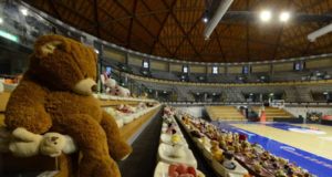 Alma Trieste – torna il “TEDDY BEAR TOSS” all’Allianz Dome, il 16 dicembre basket e solidarietà