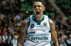Battaglia epica con Brindisi: Carr mette la quinta a Cantù