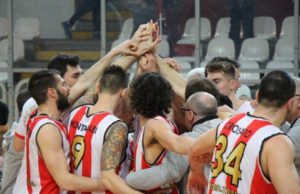 Serie B: la Tramarossa batte Sanve 79-74 e tiene vivo il sogno play-off