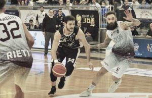 A2: Gabriele Spizzichini è un giocatore della Pallacanestro Trapani