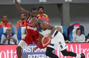 Germani Basket Brescia: finale perfetto e primo sorriso in campionato