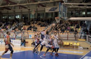 Serie B: Cimminella sulla sirena regala il derby al Meta Formia