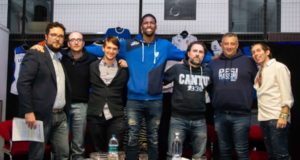 Sociale: “Giganti di Solidarietà” fa canestro con Kevarrius Hayes