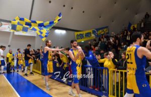Serie B: Piombino fa suo il derby contro Cecina e continua a scalare la classifica