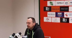 Scandone sconfitta a Pozzuoli, De Gennaro: «Ci sciogliamo ancora nel finale, serve andare sul mercato»