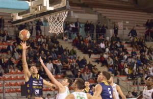 Serie B: L’utimo quarto è fatale alla Sutor. Al PalaPrometeo Ancona vince 70-65