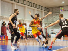 Serie B: La Globo Giulianova lotta per 25′ ma i due punti vanno alla Tramec Cento