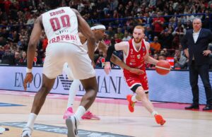 LBA: Trento riprende la marcia in vetta alla classifica. Sale Brescia. Milano ferma la corsa di Trapani. Primo successo per Napoli