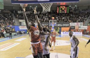 A2: l’Orasì cade al PalaCarnera. Finisce 82-72 per Udine