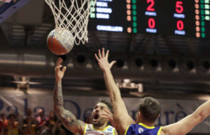 Serie A2: l’OraSì Ravenna rimonta e batte la Tezenis Verona 69-65