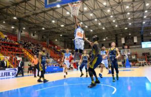 A2: Colpo grosso della GeVi Napoli: battuta la capolista Torino 64-57