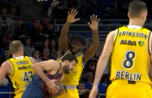EuroLega, 28.a giornata: Larkin mostruoso, l’Efes torna a vincere, colpaccio Milano a Valencia