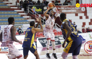 A2: Alibegovic sbaglia il tiro della vittoria: Trapani batte la capolista 86-85