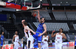 LBA: il finale premia Sassari. Il Banco ritorna alla vittoria contro la Virtus Roma