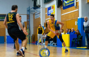 Pallacanestro Fiorenzuola 1972: Davide Zucchi confermato nei Bees