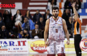 A2: Marco Mollura e Pallacanestro Trapani insieme per i prossimi tre anni