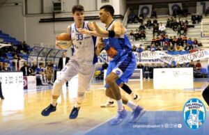 A2: Samuele Moretti è un nuovo giocatore dell’Orlandina Basket