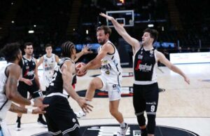Seria A UnipolSai: La Vanoli sbanca la Segafredo Arena. Virtus Bologna battuta 92-95