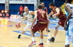 LBA: Cantù non completa la rimonta. Al PalaDesio vince la Reyer 67-75