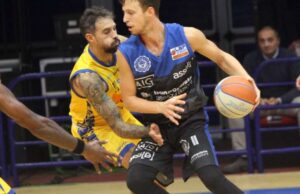 Benacquista Latina: vittoria all’overtime nella prima di Supercoppa. Superata Scafati 91-89