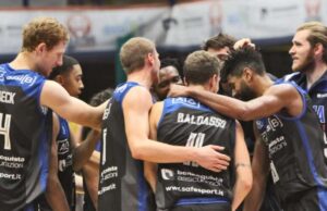 A2: Buona la prima per Latina. Ultimo quarto fatale per San Severo 64-49