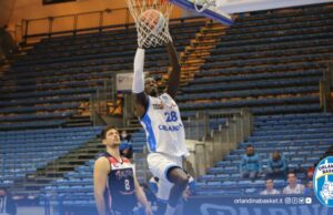 A2: Seconda vittoria di fila per l’Orlandina Basket. Battuta Piacenza 89-86. 32 per Floyd