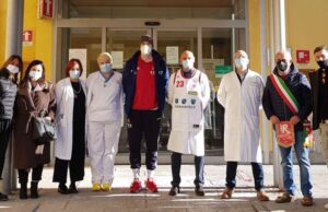 Un Natale all’insegna della solidarietà: La Pallacanestro Reggiana offre il pranzo agli ospedali di Scandiano e Castelnovo ne’Monti