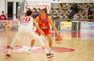 A2: OraSì Ravenna rimontata e beffata a Cento (60-58)