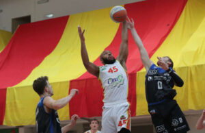 Basket Ravenna: Una buona OraSì ritrova il successo contro Latina 95-76