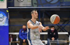 Serie B: Derby stregato per la Geko, la Scandone vince al fotofinish