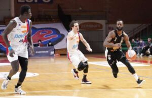 Poker dell’Apu Old Wild West Udine: espugnato il PalaFerraris 74-85