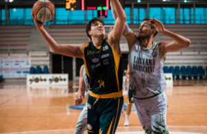Serie B: La striscia di vittorie della Sutor si ferma ad Ancona. Gialloblù sconfitti 70-63