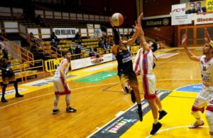 A2: Una buona prestazione non basta alla Cestistica. Chieti passa al “Falcone e Borsellino” 63-73