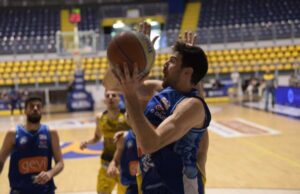 A2: La Gevi Napoli Basket sbanca Torino e conferma la leadership nel girone bianco