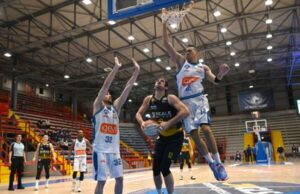 A2: Una solida Reale Mutua sbanca Napoli 67-73
