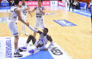 Playoff LBA, Quarti di finale: Gara1 è dell’Happy Casa. Sconfitta Trieste 85-64
