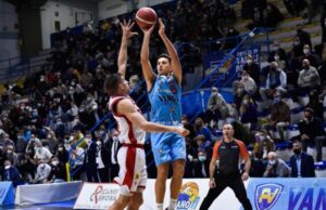 Una Vanoli Cremona convincente batte 94-78 l’Openjobmetis Varese al PalaRadi