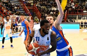 LBA: Primo sorriso perla GeVi Napoli. Al PalaBarbuto superata Treviso 82-70