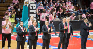 Sociale: Il Derthona Basket al fianco della ricerca. Lo staff indosserà la cravatta rosa tutta la stagione