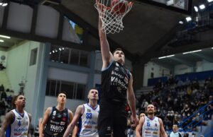 La Vanoli Cremona vince al PalaRadi imponendosi 74-67 sulla NutriBullet Treviso