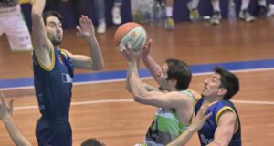 Serie B: Vigilia di Pasqua al PalaCattani. I Raggisolaris ospitano Senigallia