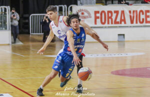 Serie B: La UEB Gesteco cade a Vicenza (79-75) e vede complicarsi la corsa al primo posto