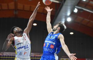 Serie B: La UEB Gesteco ribatte Livorno (78-61) e va sul 2-0 nei quarti dei play-off