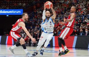 Playoff LBA: Milano vince anche gara2 con Sassari. Finale ad un passo