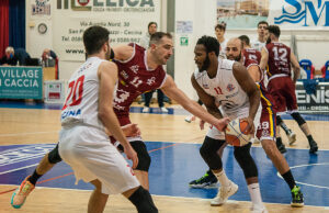 Serie B: L’Use Computer Gross riparte dal pivot. Arriva Obinna Nwokoye