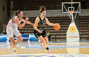 A1 TechFind: Tris della Dinamo Sassari. Al PalaSerradimigni supera Lucca 74-57