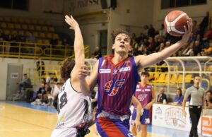 Serie B: Casale lotta 40’ ma cede il passo alla Pielle Livorno 75-63