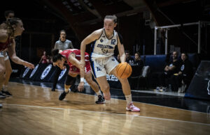 Terza vittoria consecutiva per la Stella Azzurra. Superato il Cus Cagliari 67-48